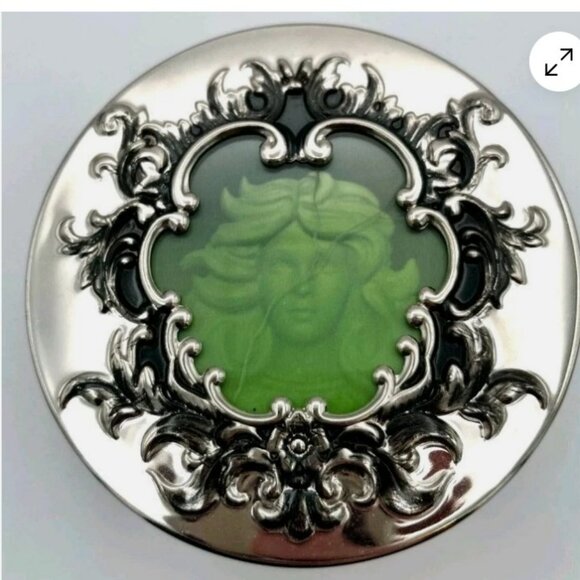 BBW Bath & Body Works Candy Apple Cauldron 3-Wick Candle Halloween - NWT - Picture 3 of 5